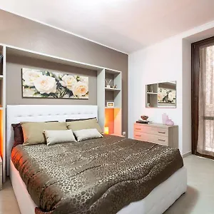 Casa Petra Ai Quattro Canti , Palermo Italy